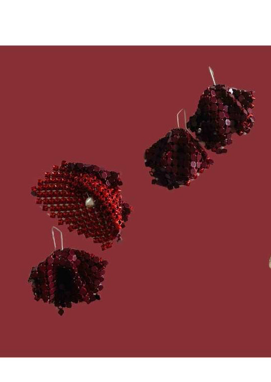 Mesh, sterling silver and pearl earrings