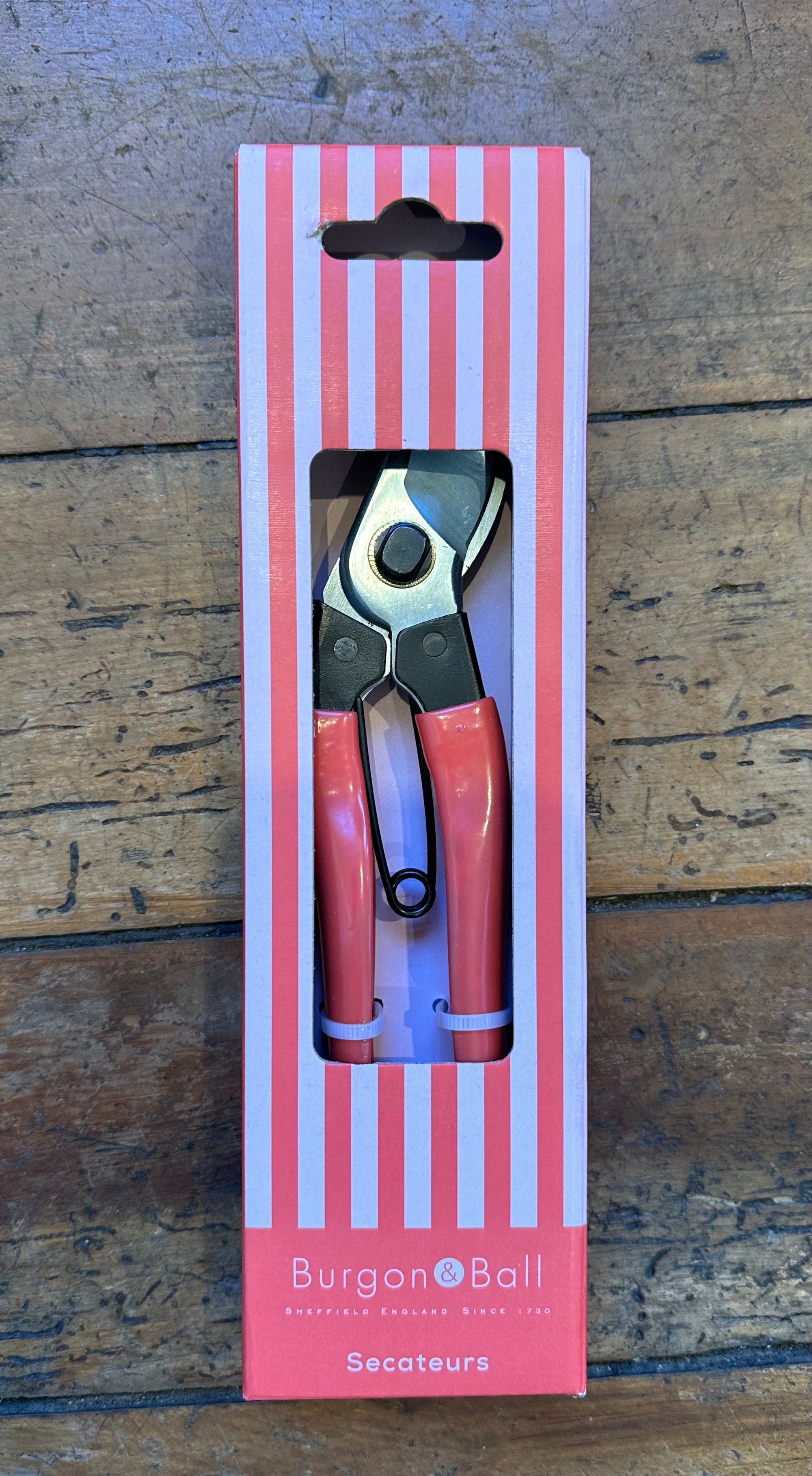Groovy Secateurs