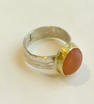 Carnelian & Gold Ring