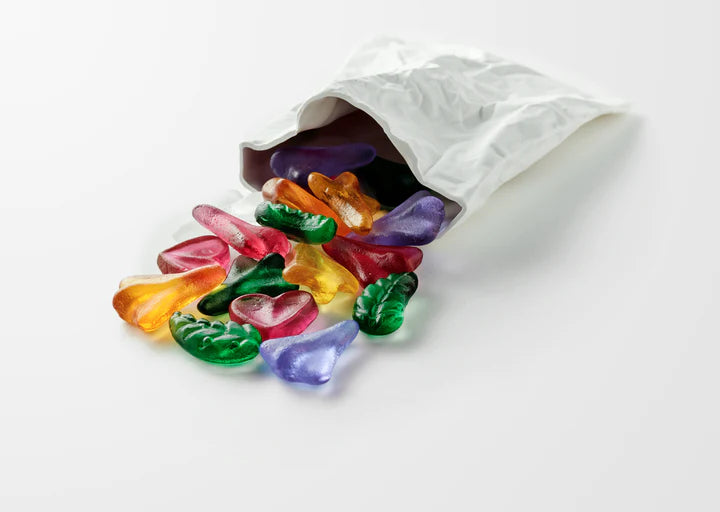 Porcelain bag with mixed lollies