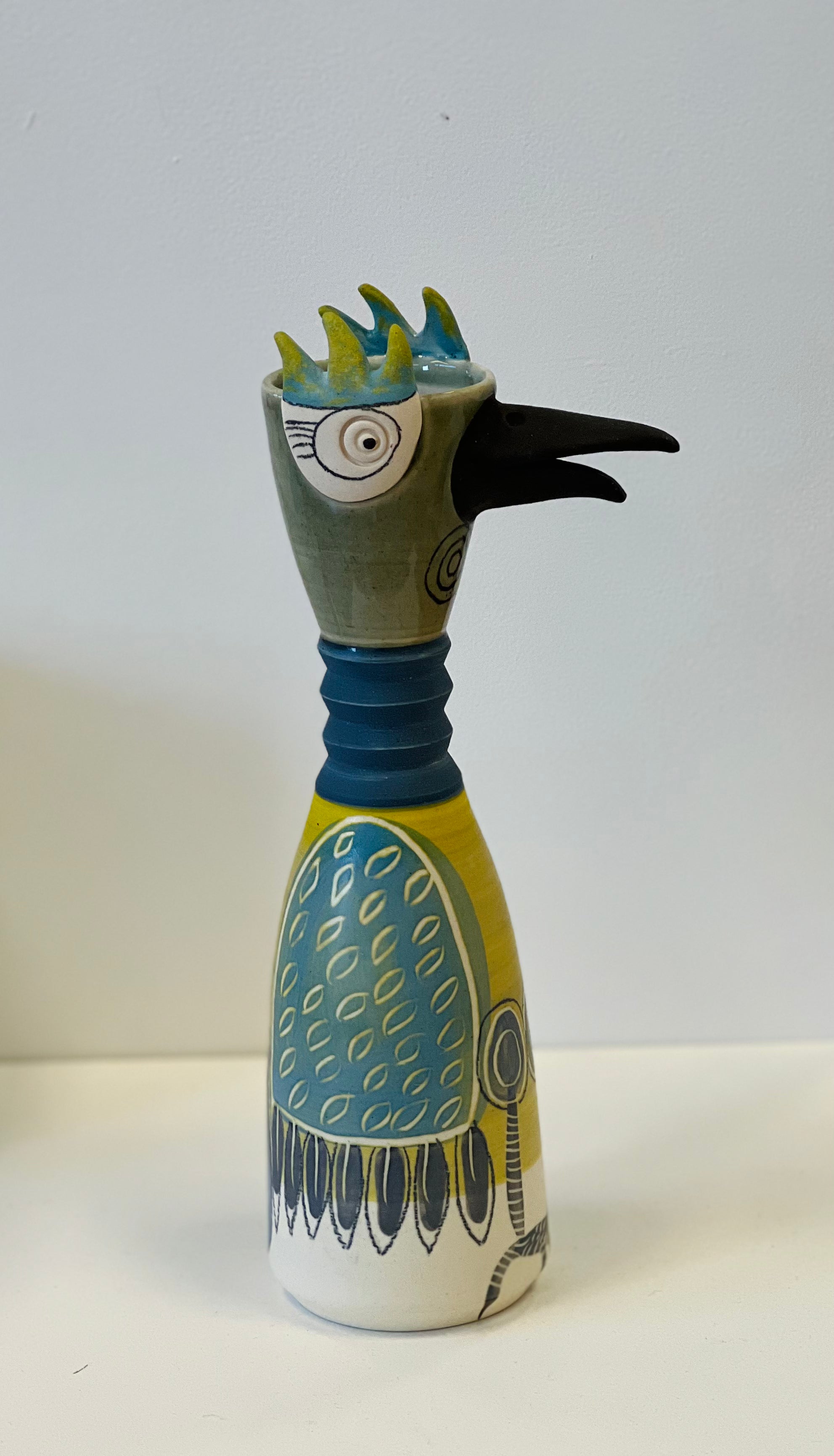 Ribbed Neck Bird Vase 1