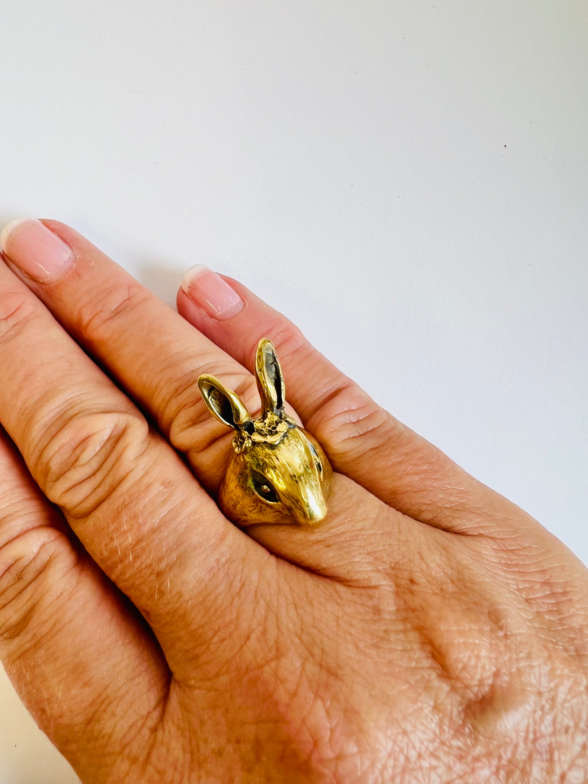 Ms Petra Rabbit Ring