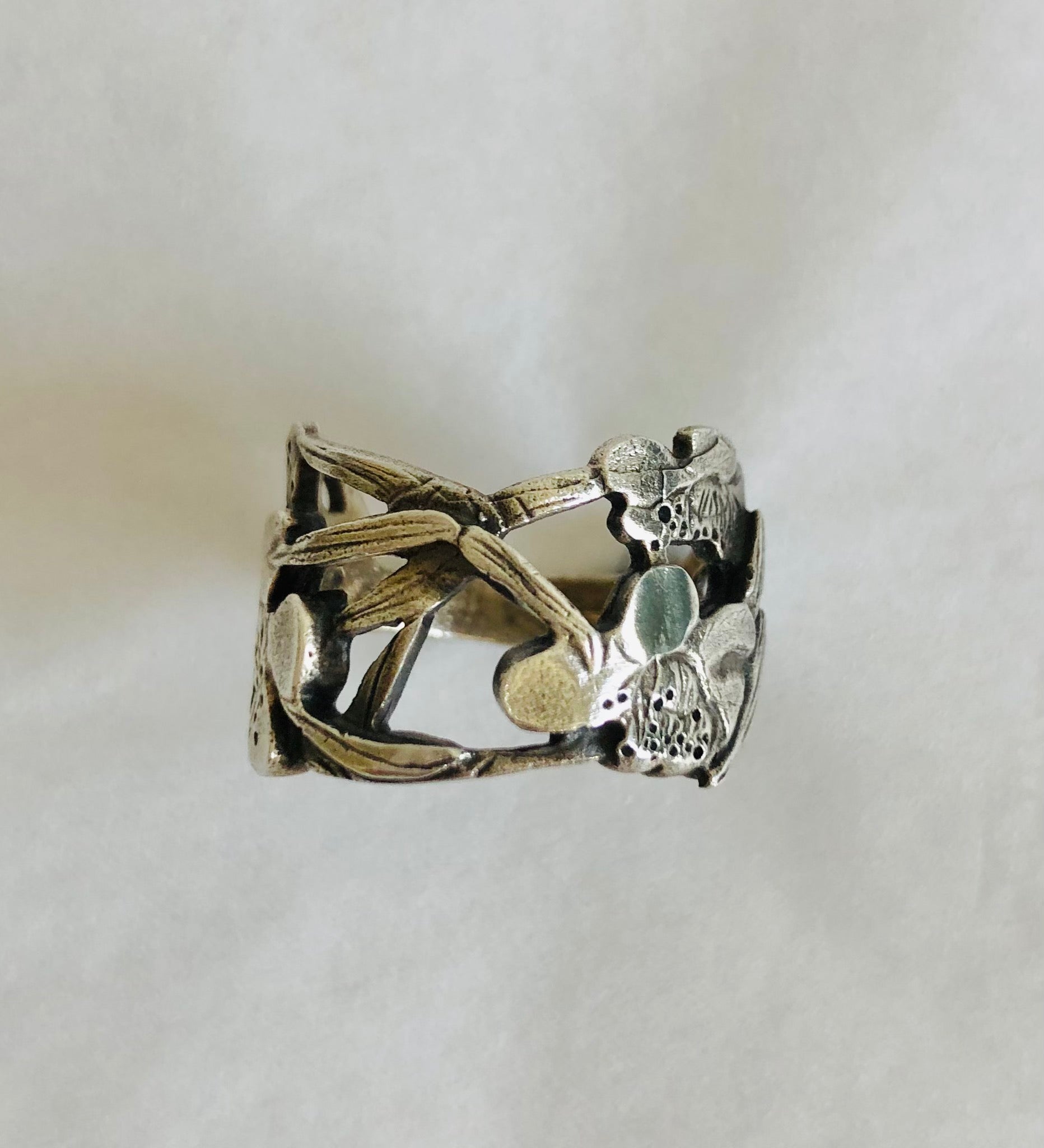 Puakaito - Mountain Daisy Ring